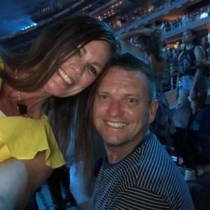 Meet your Posher, Troy